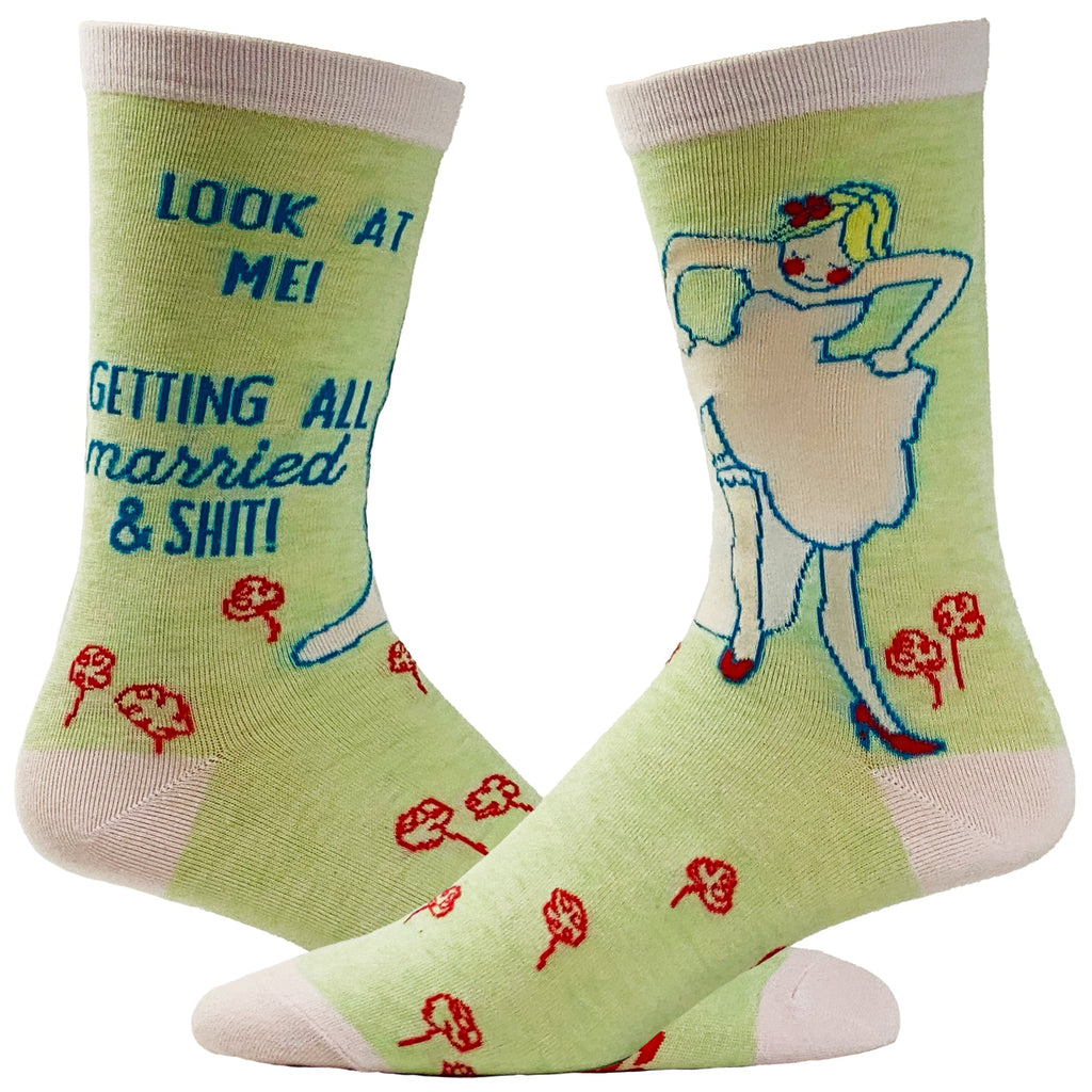 Funny Look at Me Women's Look At Me Getting All Married Sock Nerdy Wedding Tee