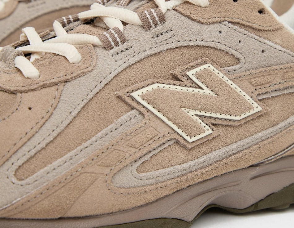 NB 204L Unisex Sneakers