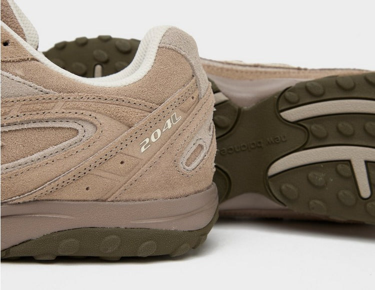 NB 204L Unisex Sneakers